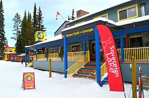 The Bulldog Hotel Silver Star