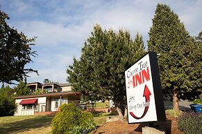 Cherry Tree Inn Victoria