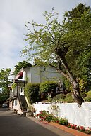 Cherry Tree Inn Victoria