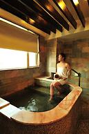 Chat Hot Spring Resort