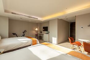 Ren Mei Fashion Hotel