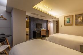 Ren Mei Fashion Hotel