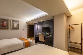 Ren Mei Fashion Hotel