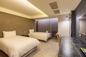 Ren Mei Fashion Hotel