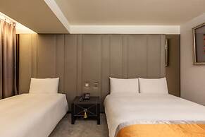 Ren Mei Fashion Hotel