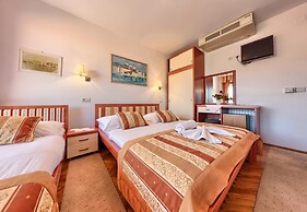 Hotel Trogirski Dvori