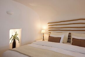 Iconic Santorini by Sandglass