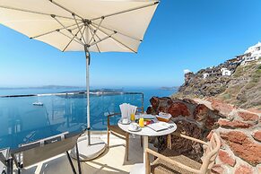 Iconic Santorini by Sandglass