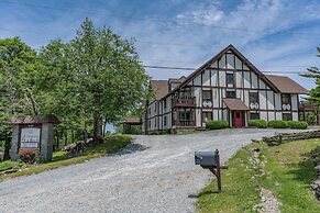 4 Seasons at Beech Mountain