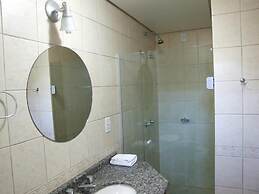 Pousada George's Village