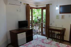 Pousada George's Village