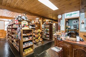 Castle Mountain Chalets