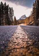 Castle Mountain Chalets