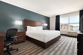 Days Inn by Wyndham Sarnia Harbourfront