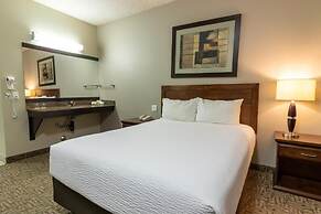 BCMInns Lac La Biche