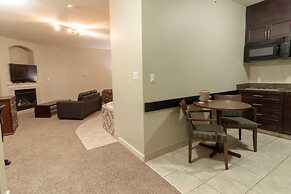 BCMInns Lac La Biche