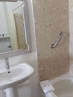 Tropical Sunset Beach Apartment Hotel