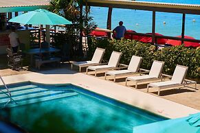 Tropical Sunset Beach Apartment Hotel