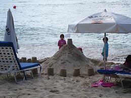 Tropical Sunset Beach Apartment Hotel