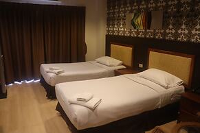 Inn House Hotel