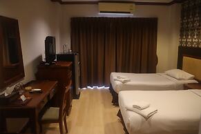 Inn House Hotel
