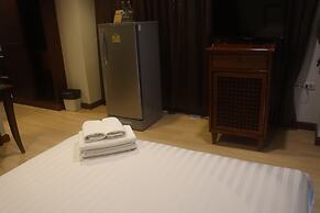 Inn House Hotel