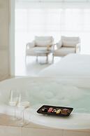 Mangrove Hotel