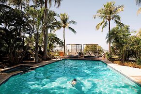Mangrove Hotel