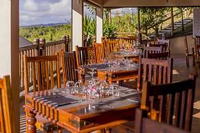 7 Cascades Restaurant Bar & Lodges