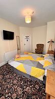 Castle Lodge Guest House