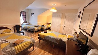 Castle Lodge Guest House