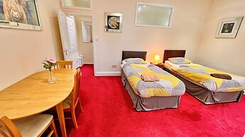 Castle Lodge Guest House