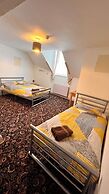 Castle Lodge Guest House