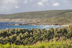 Chandlers Smiths Beach Villas