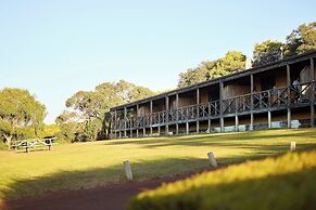 Chandlers Smiths Beach Villas