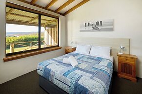 Chandlers Smiths Beach Villas