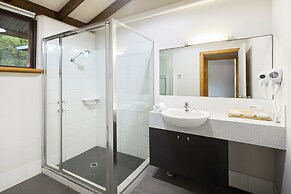 Chandlers Smiths Beach Villas