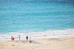 Chandlers Smiths Beach Villas