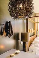 Cooking and Nature Emotional Hotel