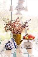 Cooking and Nature Emotional Hotel