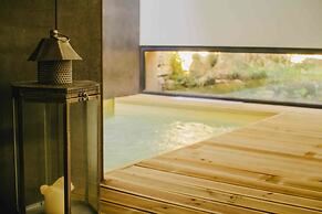 Cooking and Nature Emotional Hotel