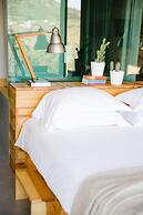 Cooking and Nature Emotional Hotel