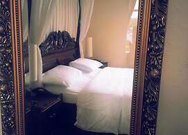 Bank House Hotel