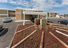 WorldMark Surfside Inn