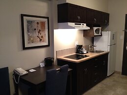 Kindersley All Suites Hotel