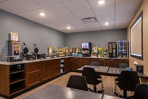 Kindersley All Suites Hotel