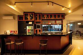 Hotel 365