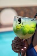 Hotel 365