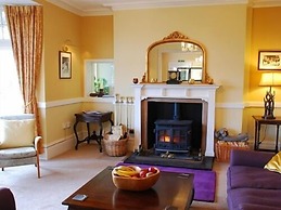 Dunkery Beacon Country House