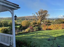 Dunkery Beacon Country House